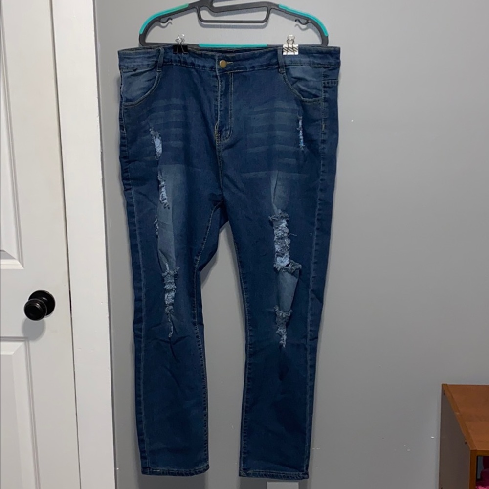 Plus ripped jeans